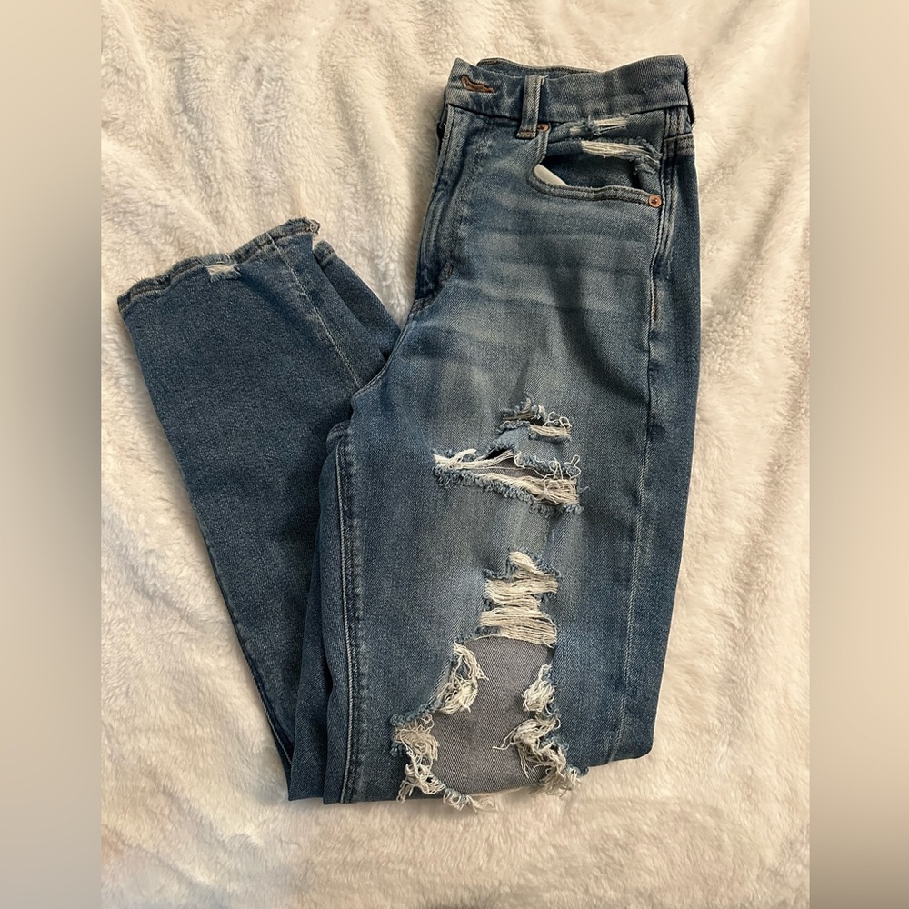 American Eagle Mom Jean